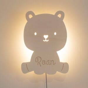 Houten wandlamp beer met gepersonaliseerde naam