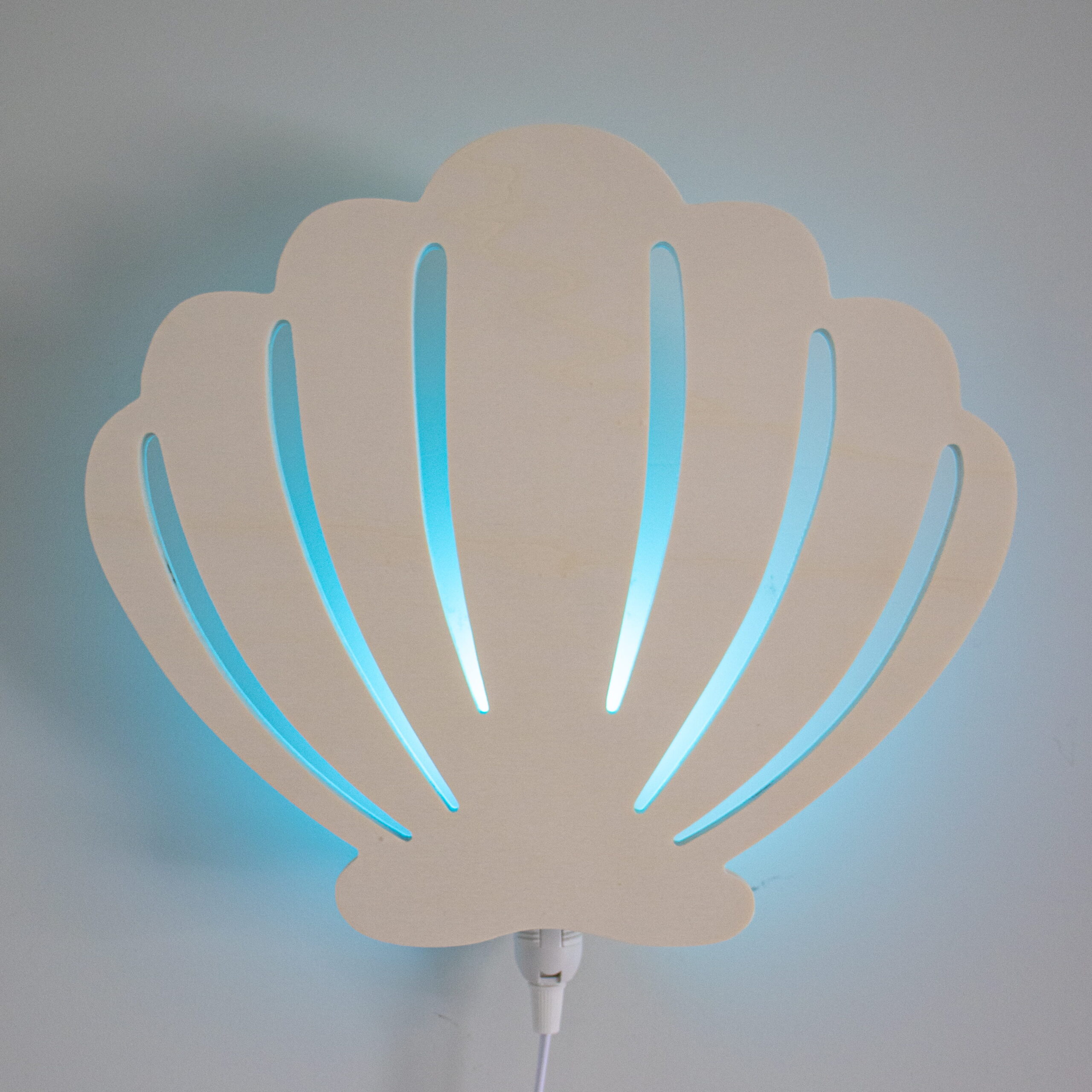 Houten wandlamp met naam Schelp te personaliseren met naam